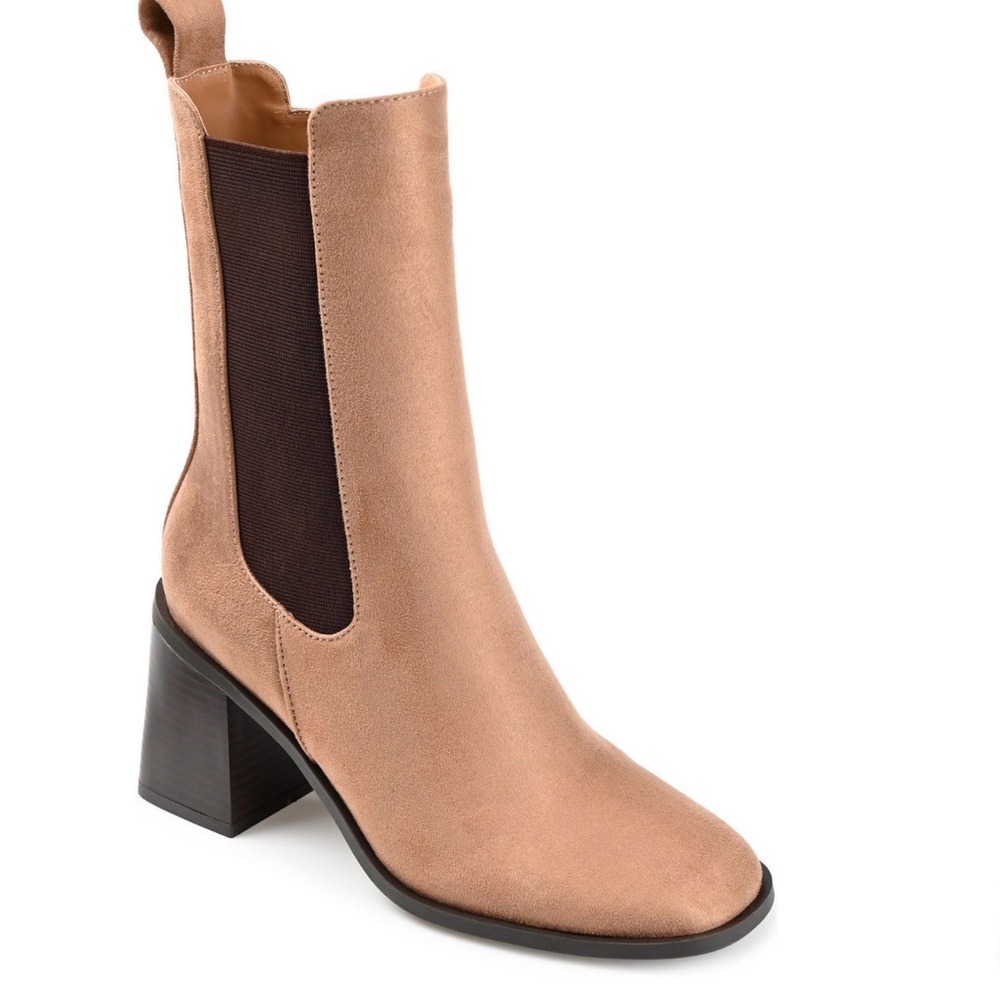 Journee Collection Women's Kaydia Square Toe Stacked High Ankle Booties